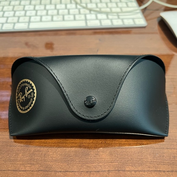 Ray-Ban RB3522 Polished Gunmetal Frames w/ Green Lenses Polarized Authentic - Picture 3 of 7